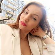 Studentessa neolaureanda si rende disponibile per dare lezioni private in Inglese. Vi aspetto!